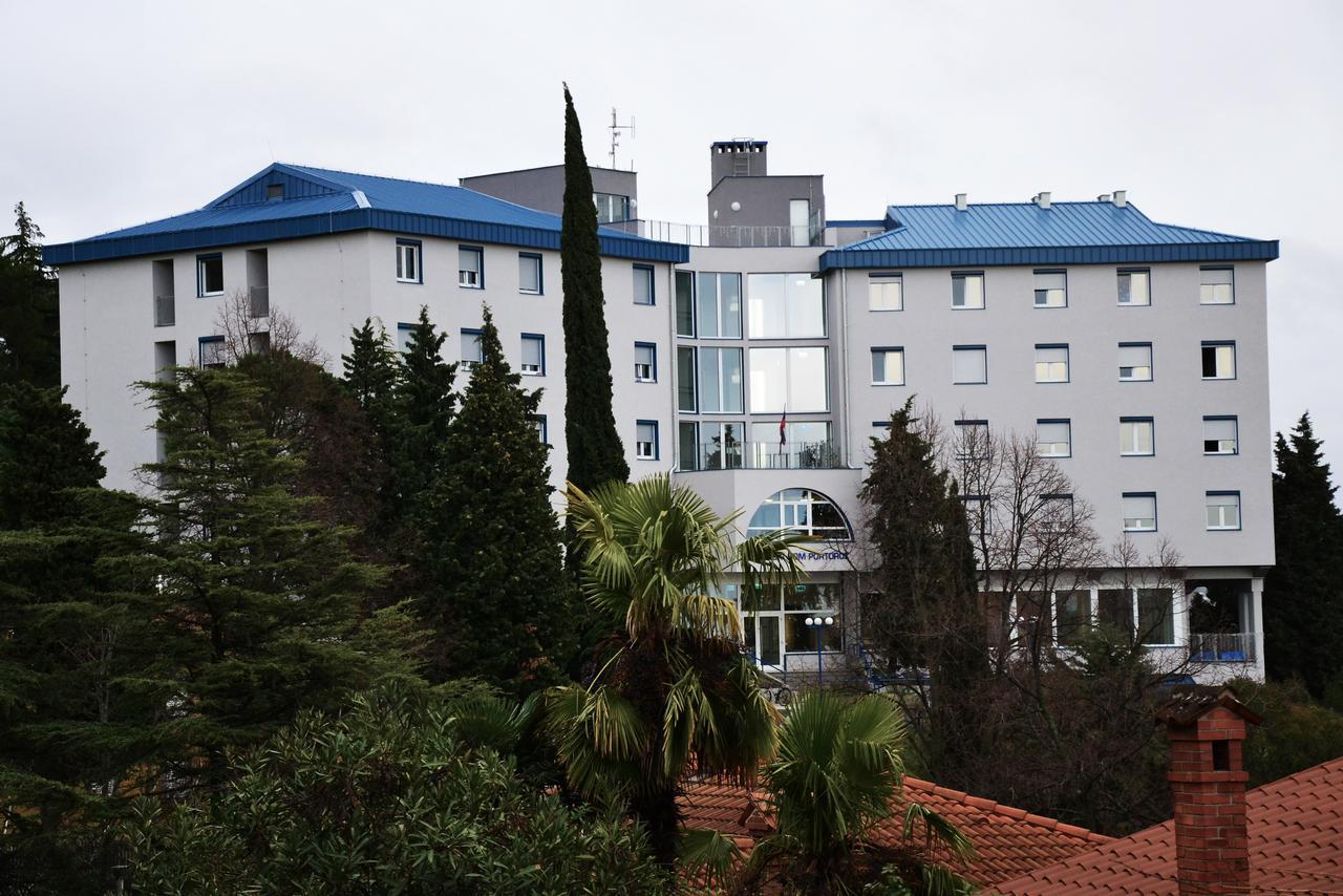 Dijaski Dom Portoroz, Hostel Extérieur photo